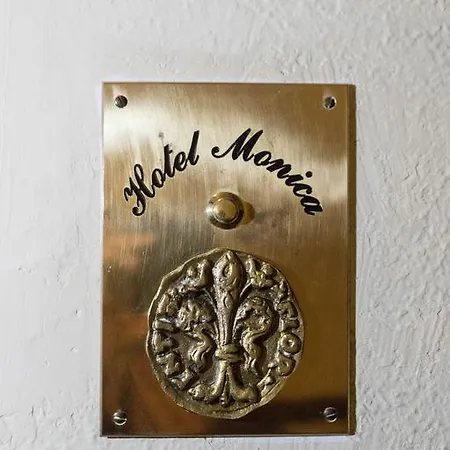 Szálloda Monica