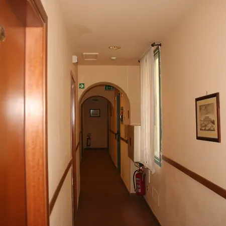 Monica Hotel