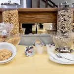 モニカ ホテル